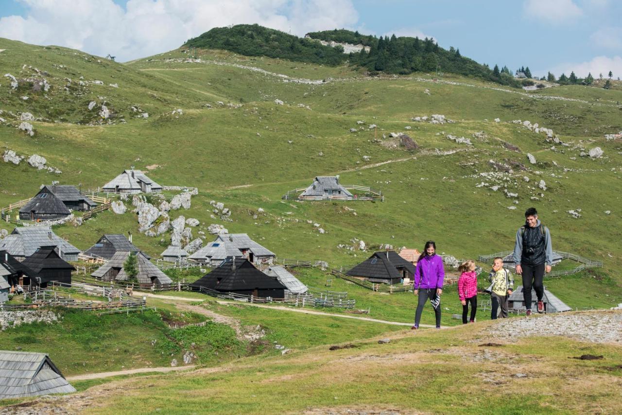 Alpine Chalet Velika Planina - Irenca - I Feel Alps Stahovica المظهر الخارجي الصورة