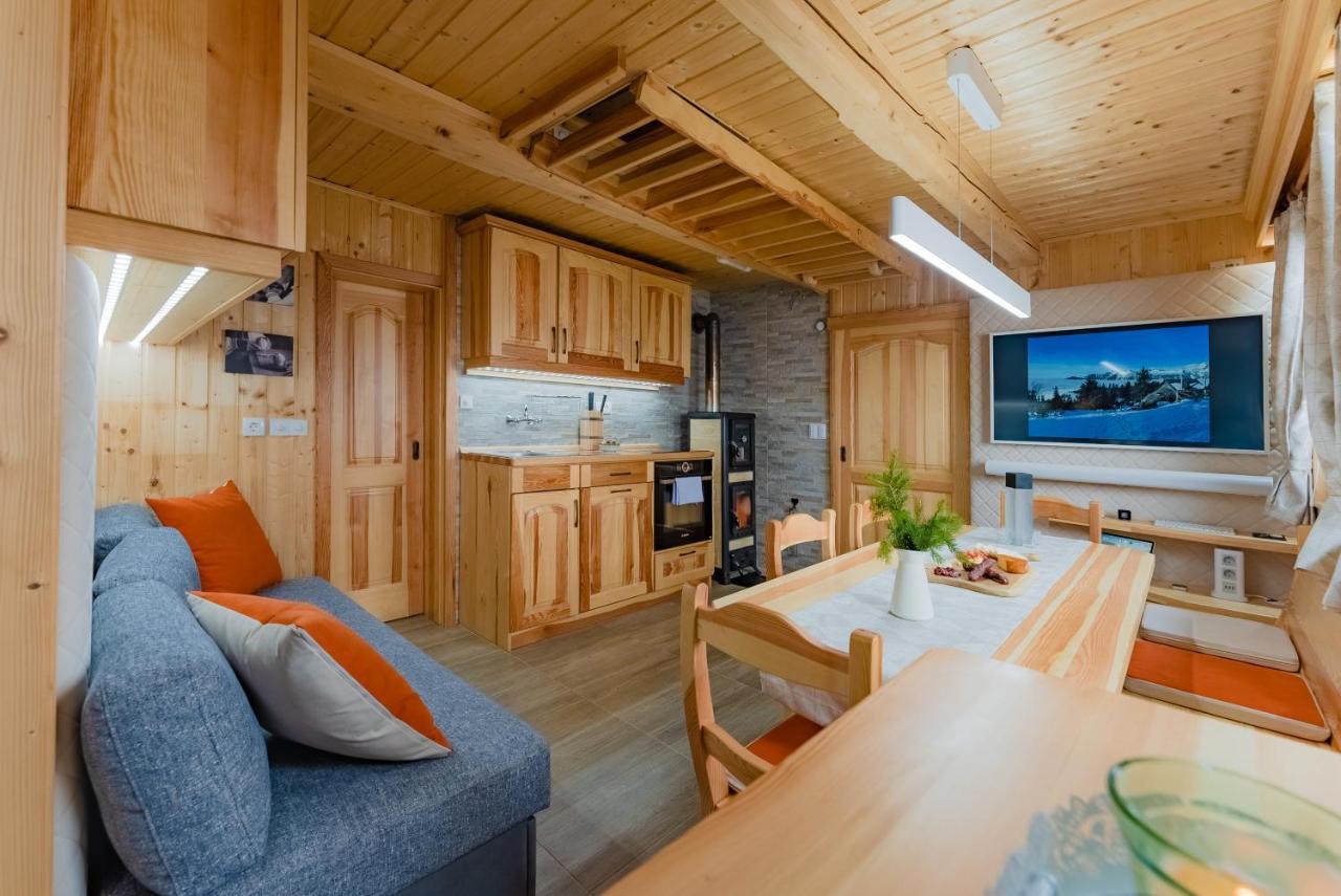 Alpine Chalet Velika Planina - Irenca - I Feel Alps Stahovica المظهر الخارجي الصورة